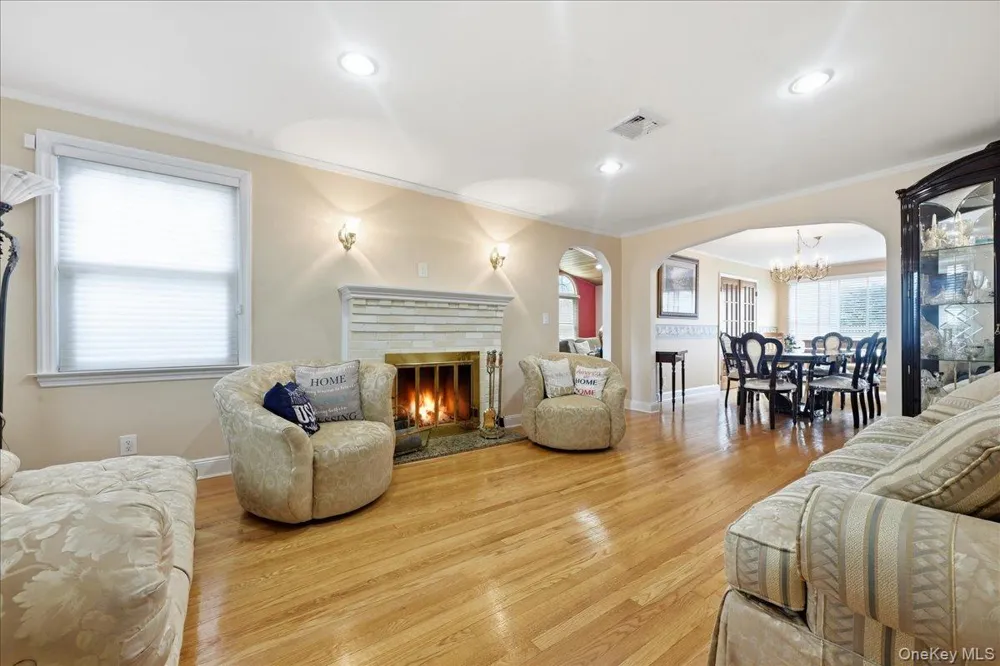 2785 Harvey Avenue Oceanside, NY 11572