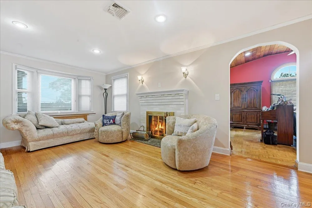 2785 Harvey Avenue Oceanside, NY 11572