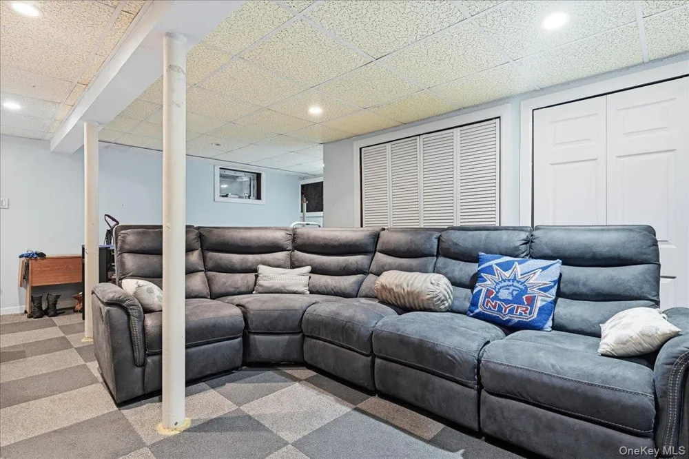 2785 Harvey Avenue Oceanside, NY 11572