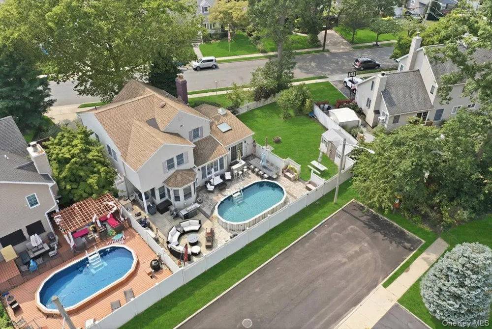 2785 Harvey Avenue Oceanside, NY 11572