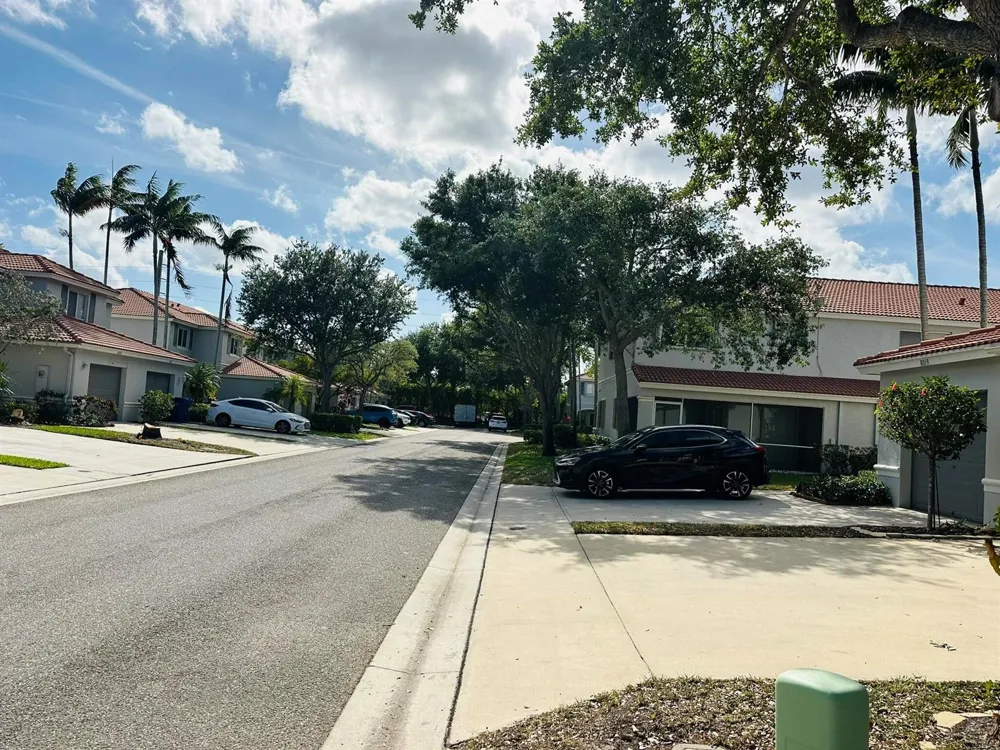 8023 Big Pine Way Riviera Beach, FL 33407