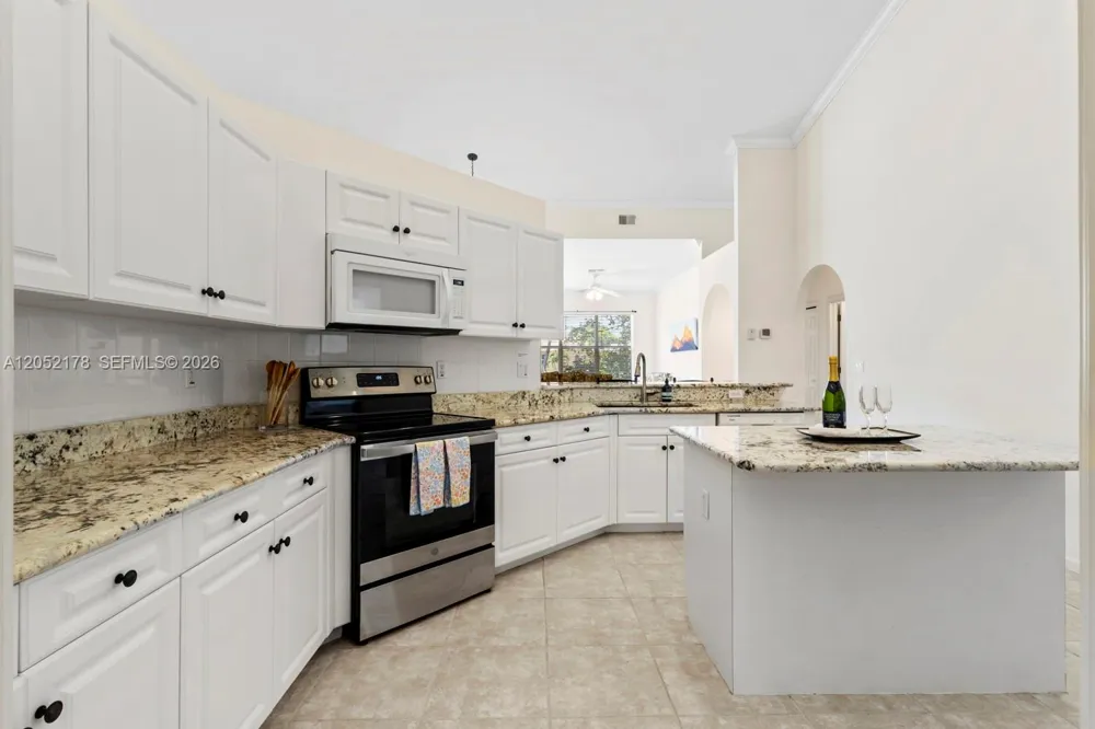 7538 Citrus Hill Ln Naples, FL 34109