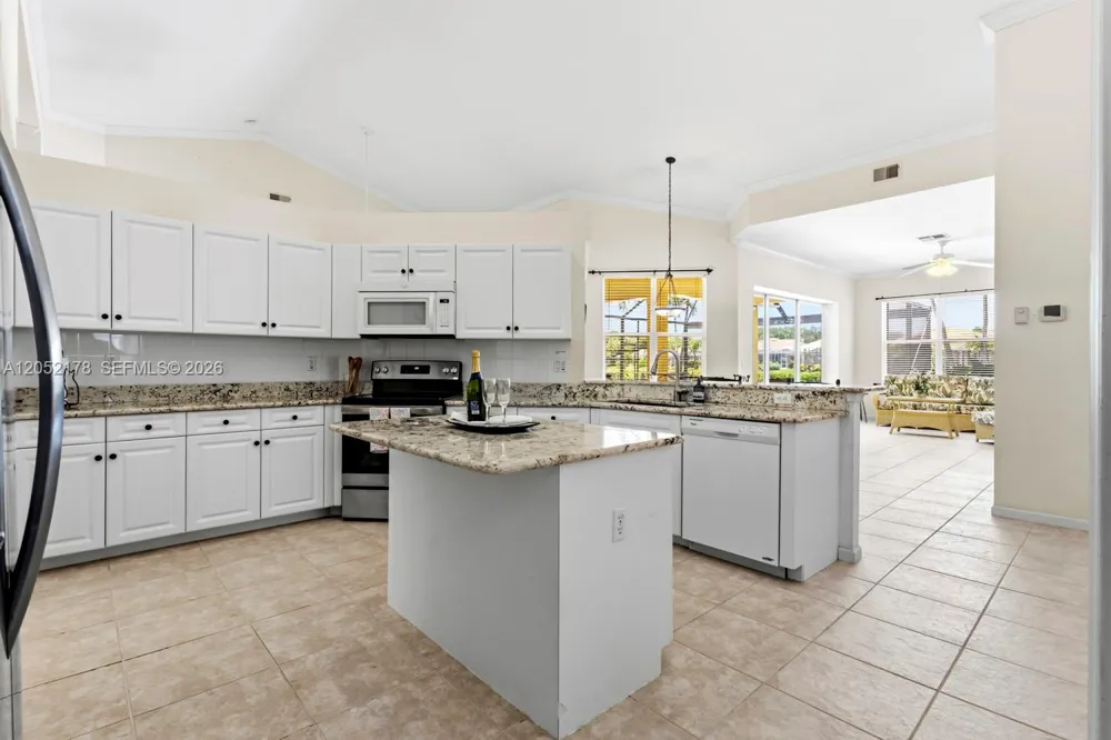 7538 Citrus Hill Ln Naples, FL 34109