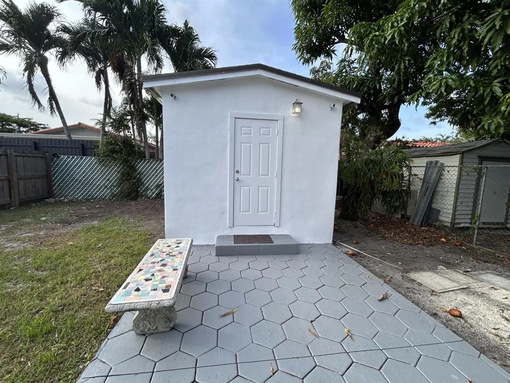 5757 SW 3rd Street Miami, FL 33144