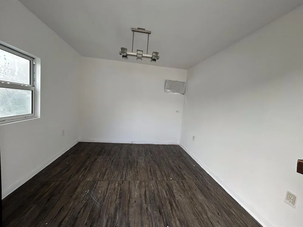 5757 SW 3rd Street Miami, FL 33144