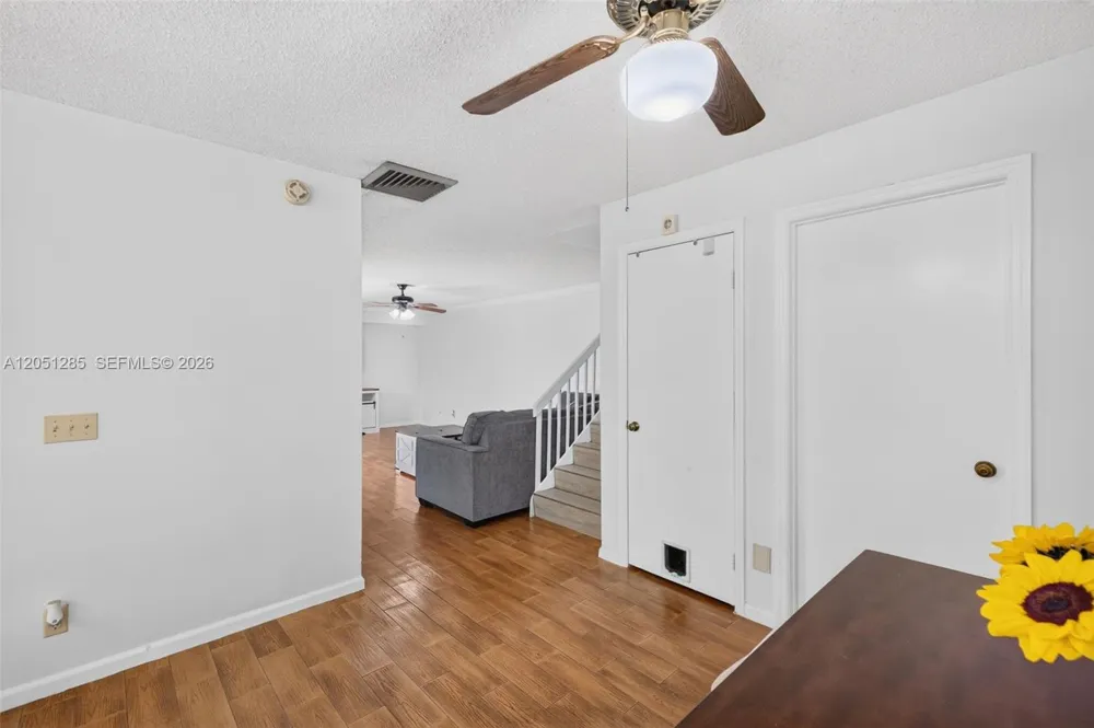 719 NW 98th Cir Plantation, FL 33324