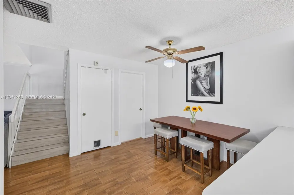 719 NW 98th Cir Plantation, FL 33324