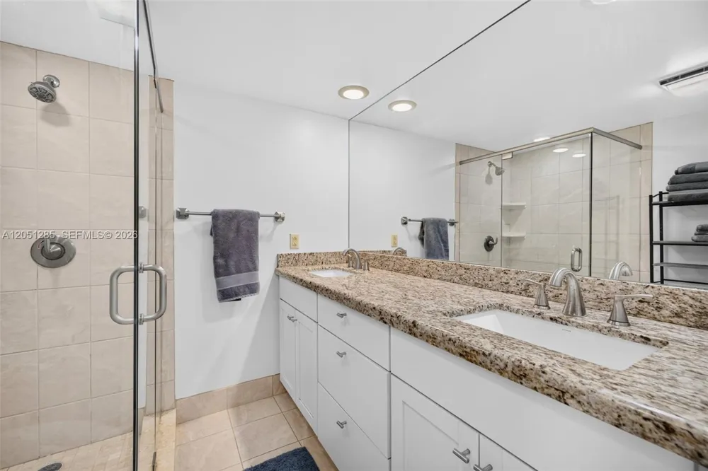 719 NW 98th Cir Plantation, FL 33324