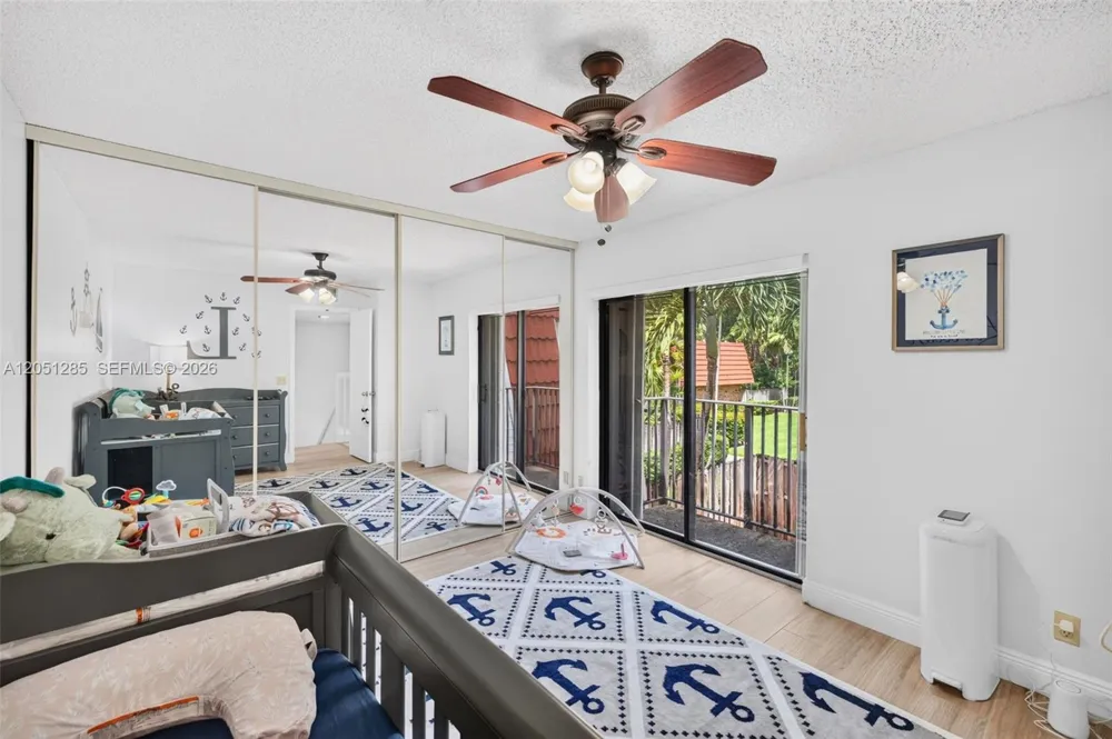 719 NW 98th Cir Plantation, FL 33324