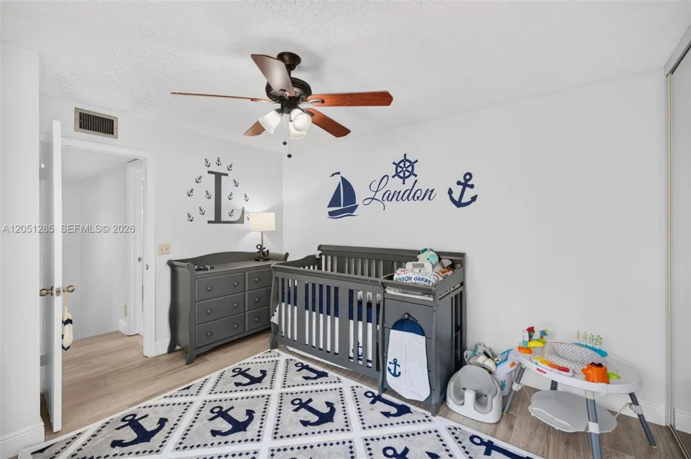 719 NW 98th Cir Plantation, FL 33324