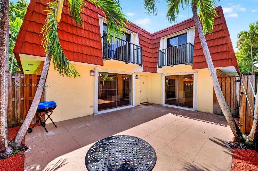 719 NW 98th Cir Plantation, FL 33324