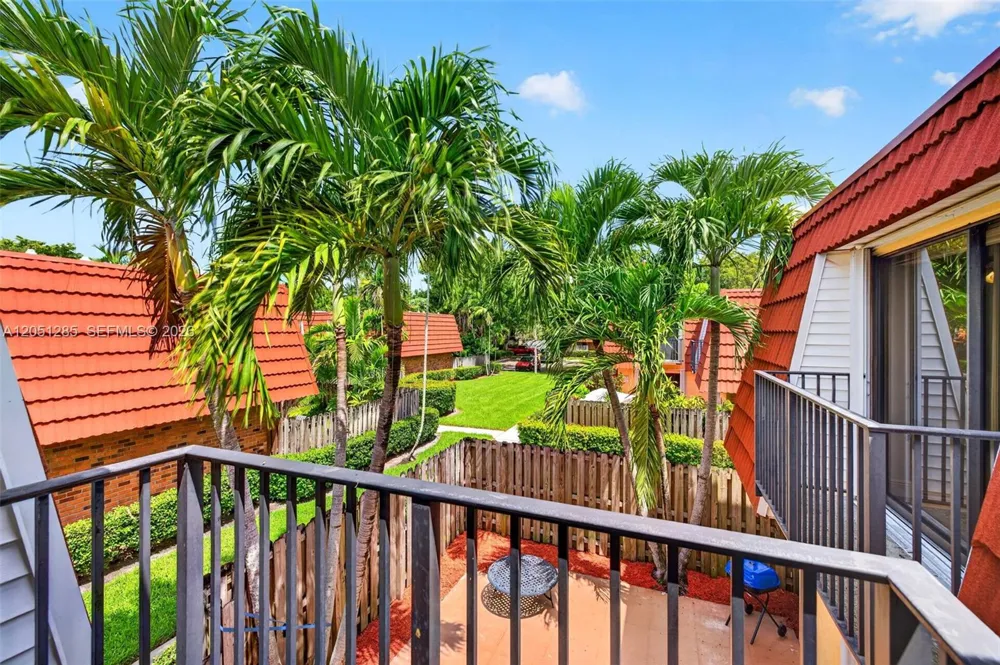 719 NW 98th Cir Plantation, FL 33324