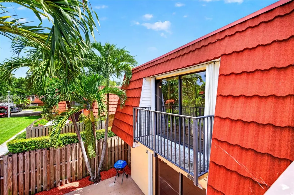 719 NW 98th Cir Plantation, FL 33324