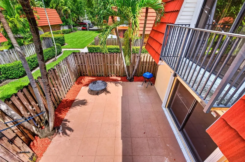 719 NW 98th Cir Plantation, FL 33324