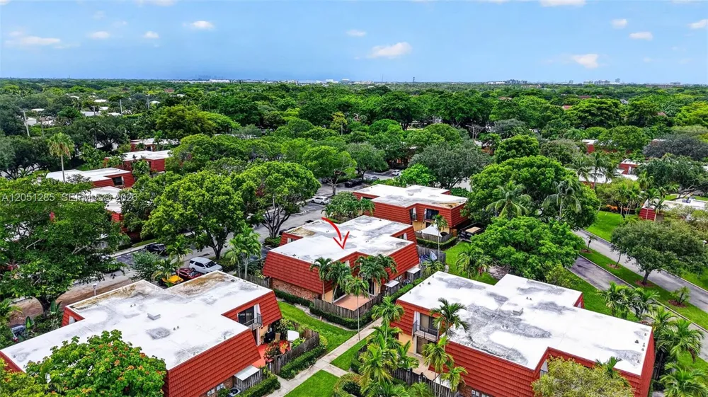 719 NW 98th Cir Plantation, FL 33324