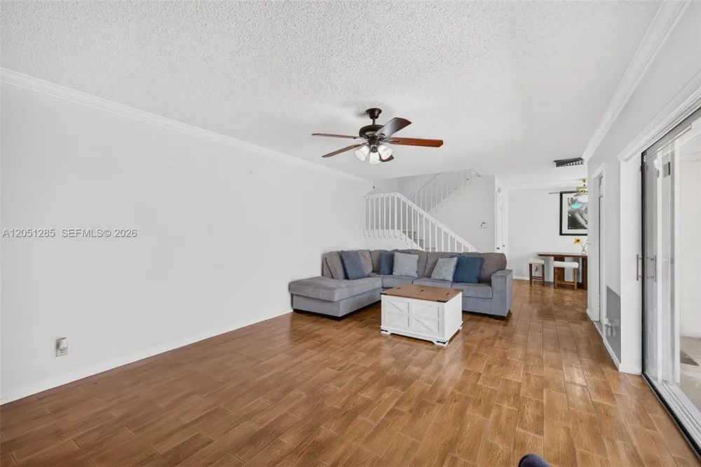 719 NW 98th Cir Plantation, FL 33324