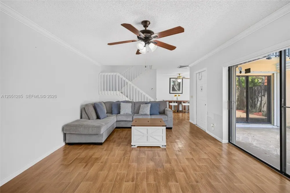 719 NW 98th Cir Plantation, FL 33324