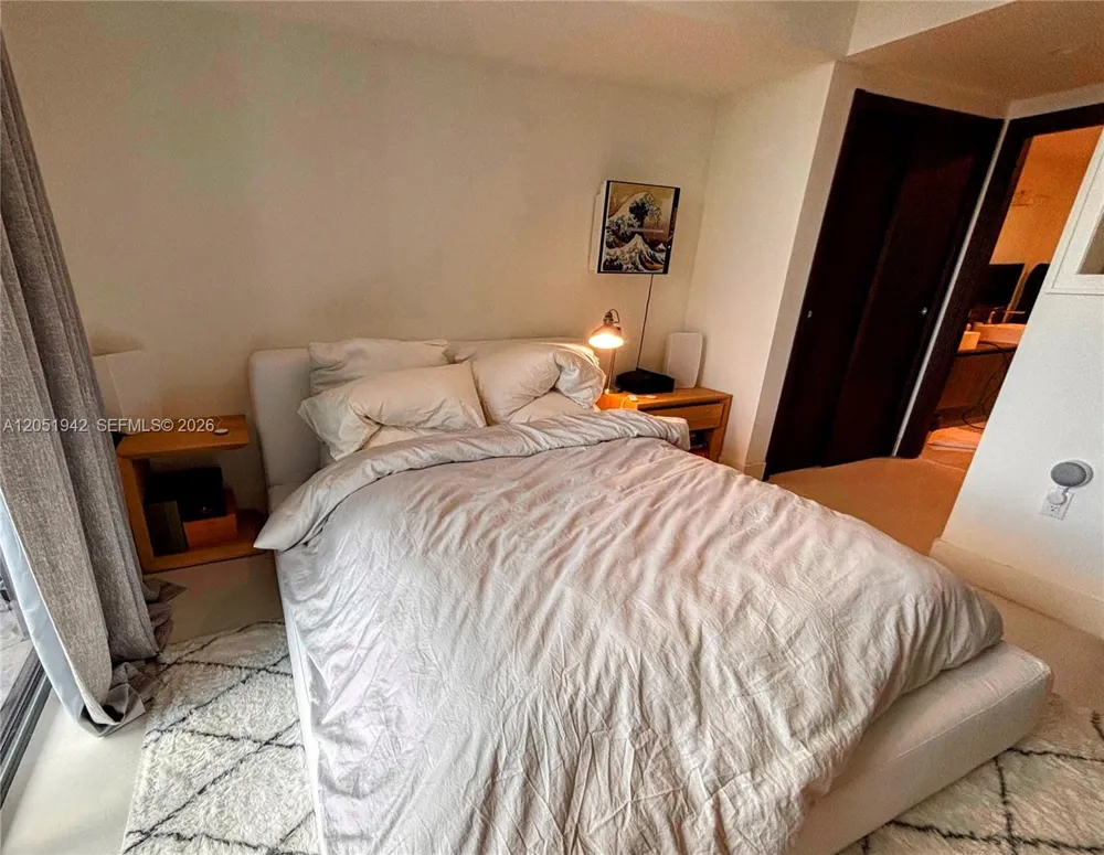 1000 Brickell Plz #2110 Miami, FL 33131