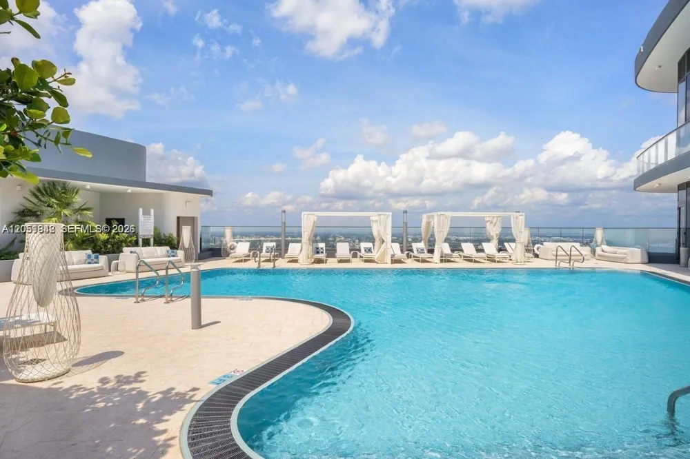 1000 Brickell Plz #2110 Miami, FL 33131