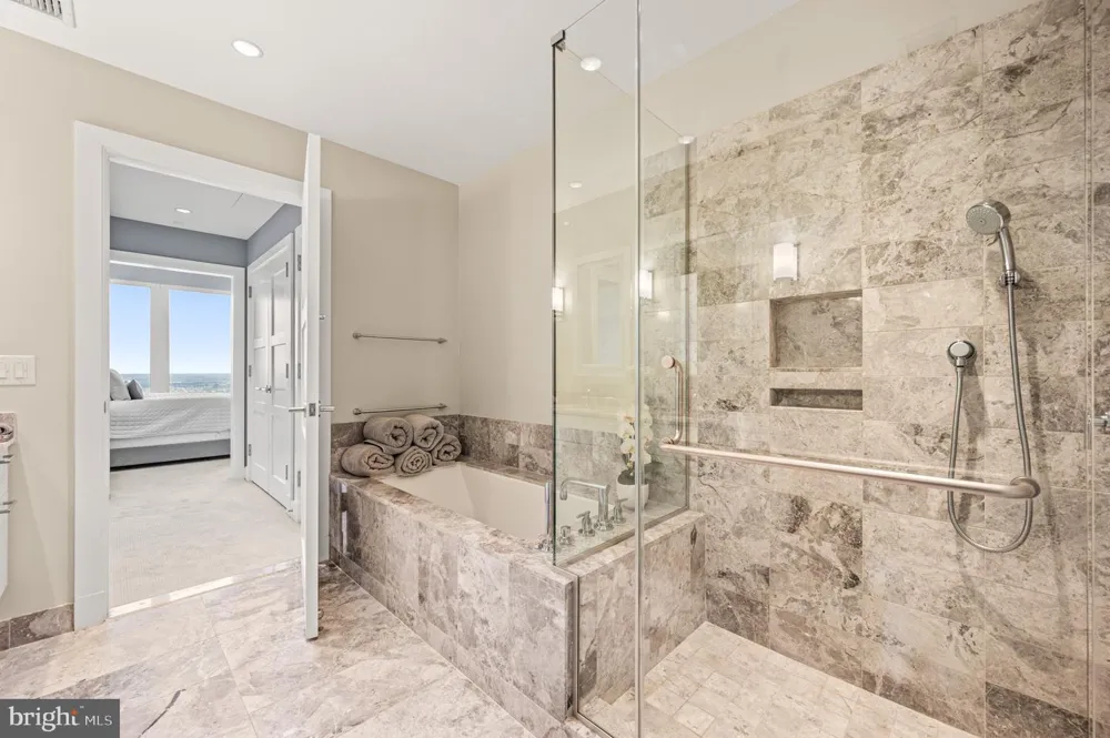 50 S 16TH STREET #5103 Philadelphia, PA 19102