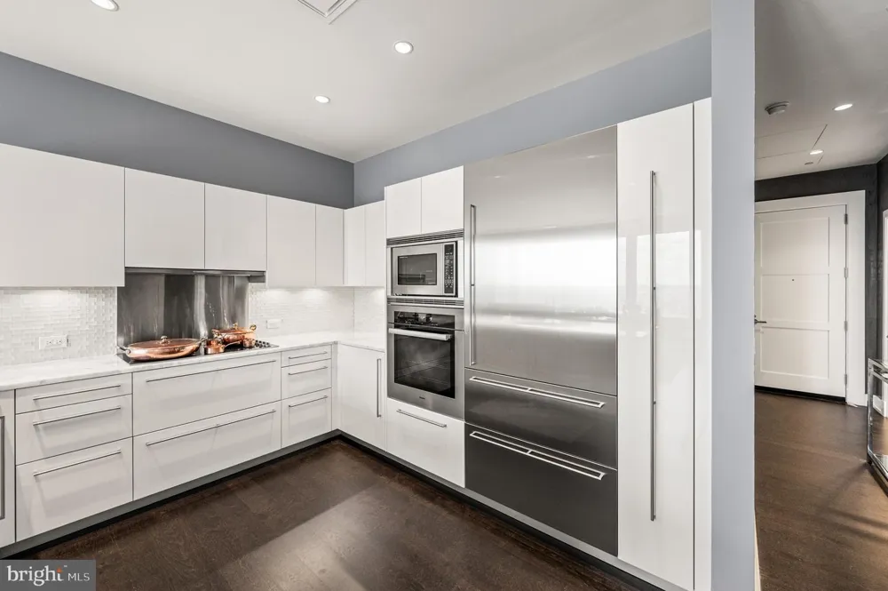 50 S 16TH STREET #5103 Philadelphia, PA 19102