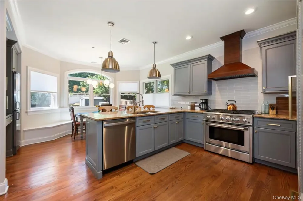 107 Puritan Drive Port Chester, NY 10573
