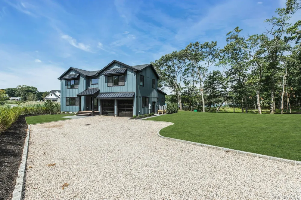 255 Peconic Bay Boulevard Aquebogue, NY 11901
