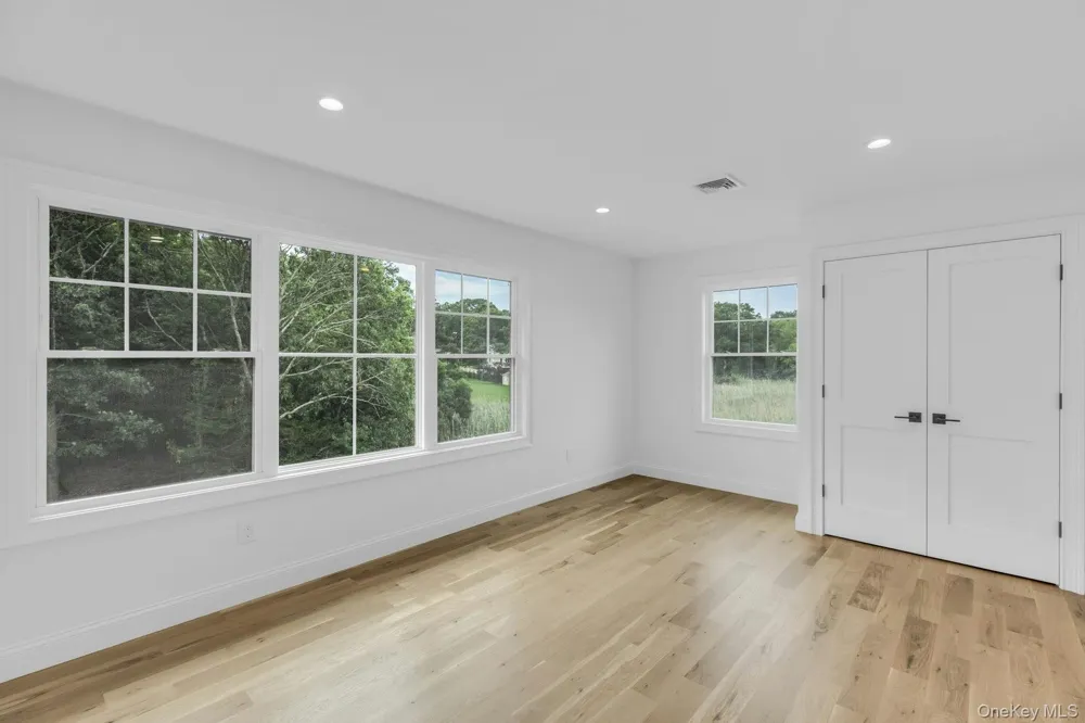 255 Peconic Bay Boulevard Aquebogue, NY 11901