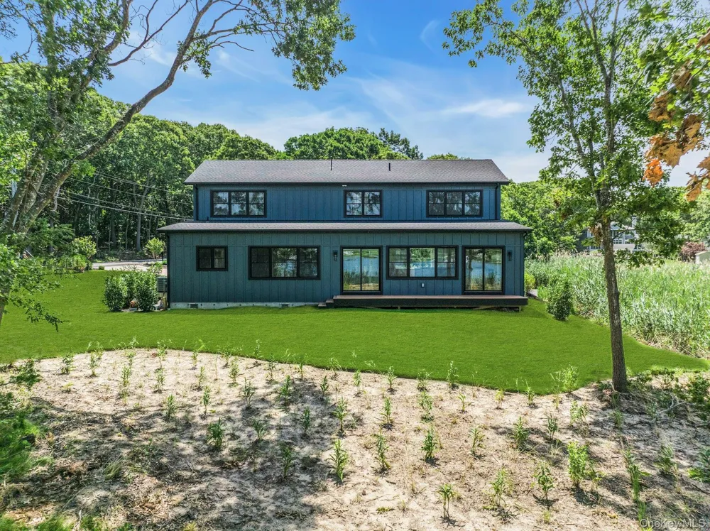 255 Peconic Bay Boulevard Aquebogue, NY 11901