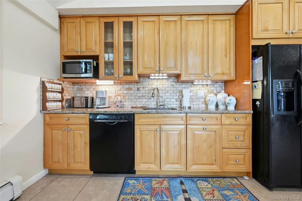 3830 Ole Jule Lane Mattituck, NY 11952