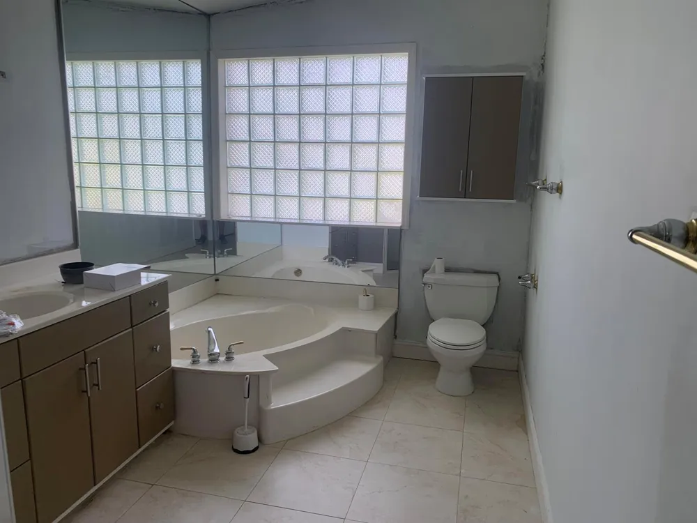 11585 Quayside Drive Cooper City, FL 33026
