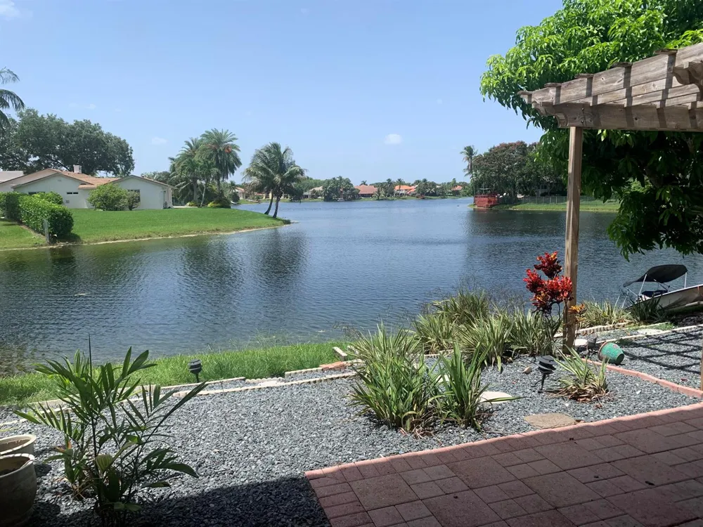 11585 Quayside Drive Cooper City, FL 33026