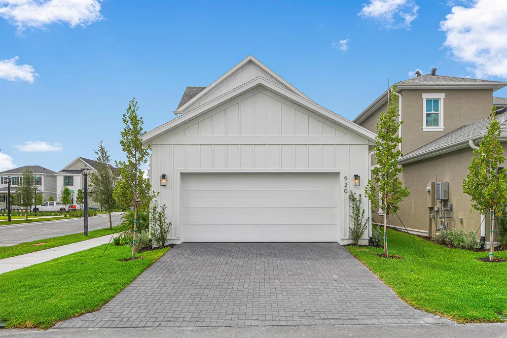 920 SW Newfield Avenue Palm City, FL 34990