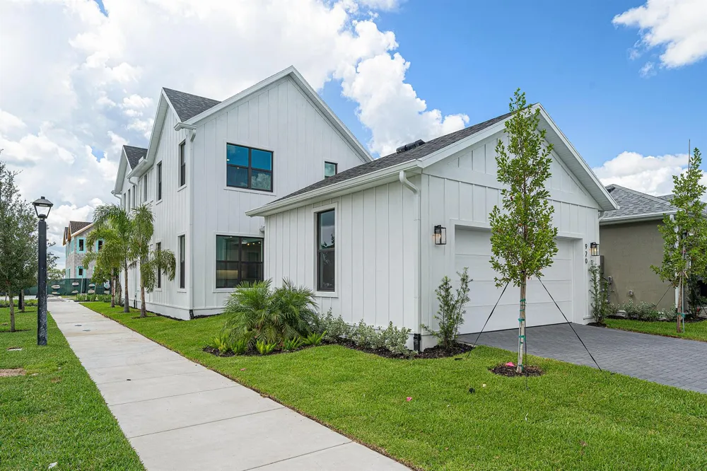 920 SW Newfield Avenue Palm City, FL 34990