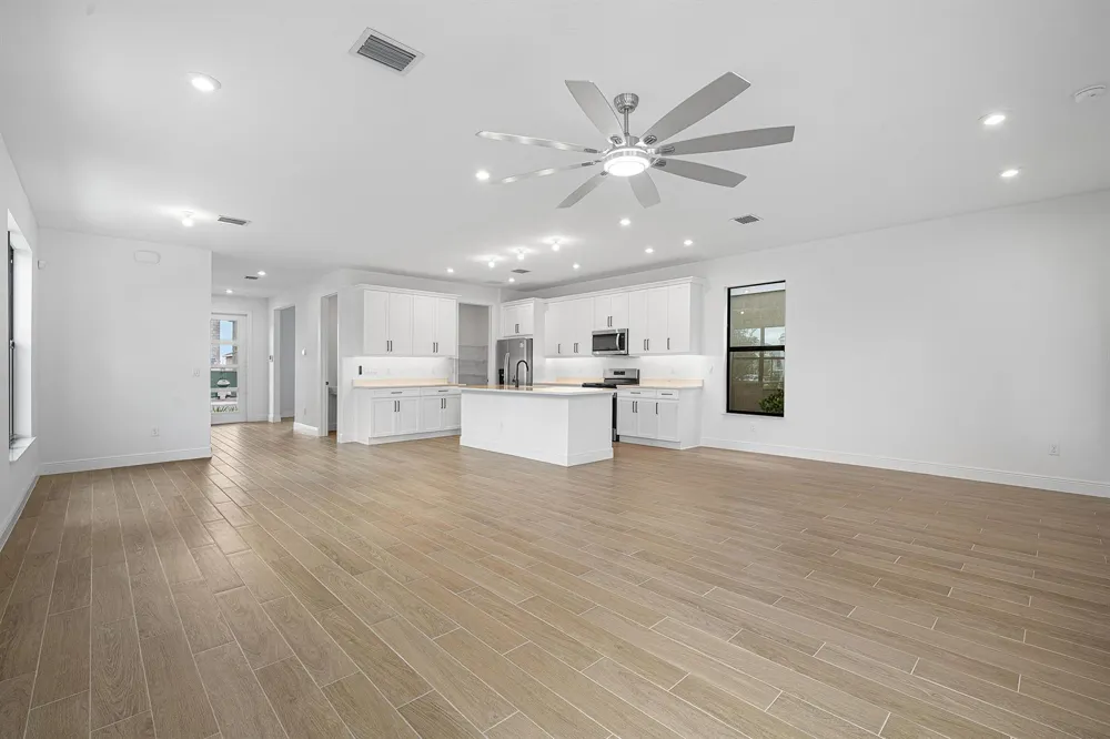 920 SW Newfield Avenue Palm City, FL 34990