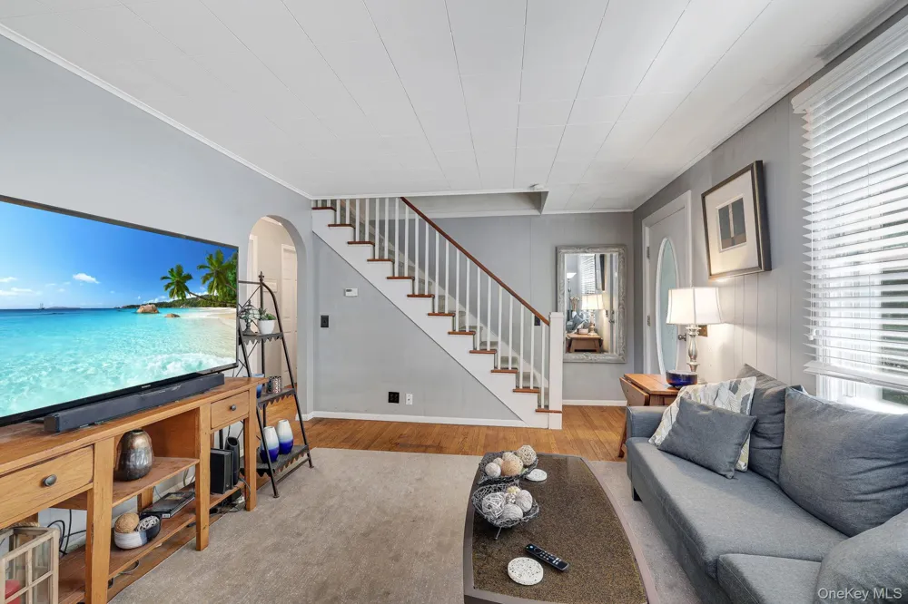 19 Ohioville Road New Paltz, NY 12561