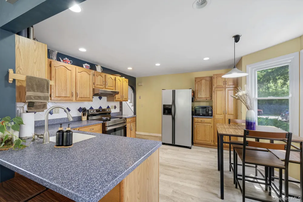 19 Ohioville Road New Paltz, NY 12561