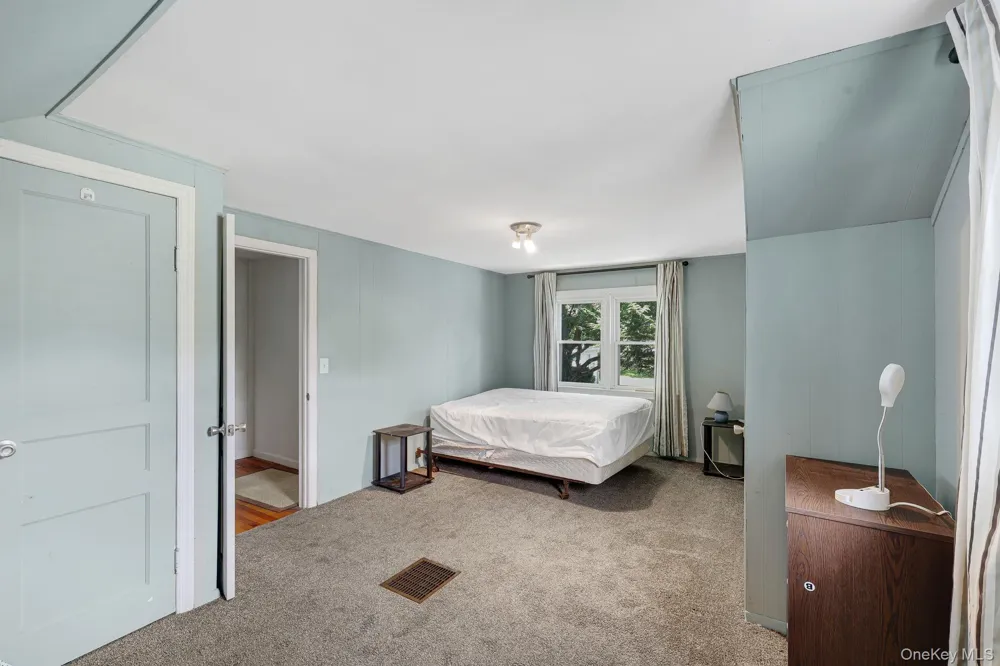19 Ohioville Road New Paltz, NY 12561