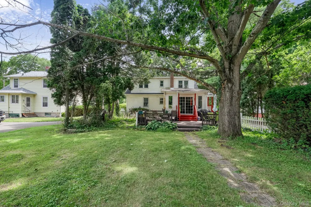 19 Ohioville Road New Paltz, NY 12561