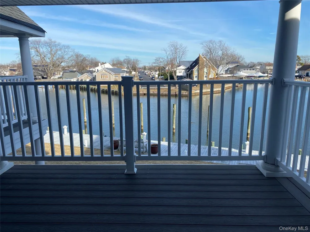 3 Nicole Copiague, NY 11726