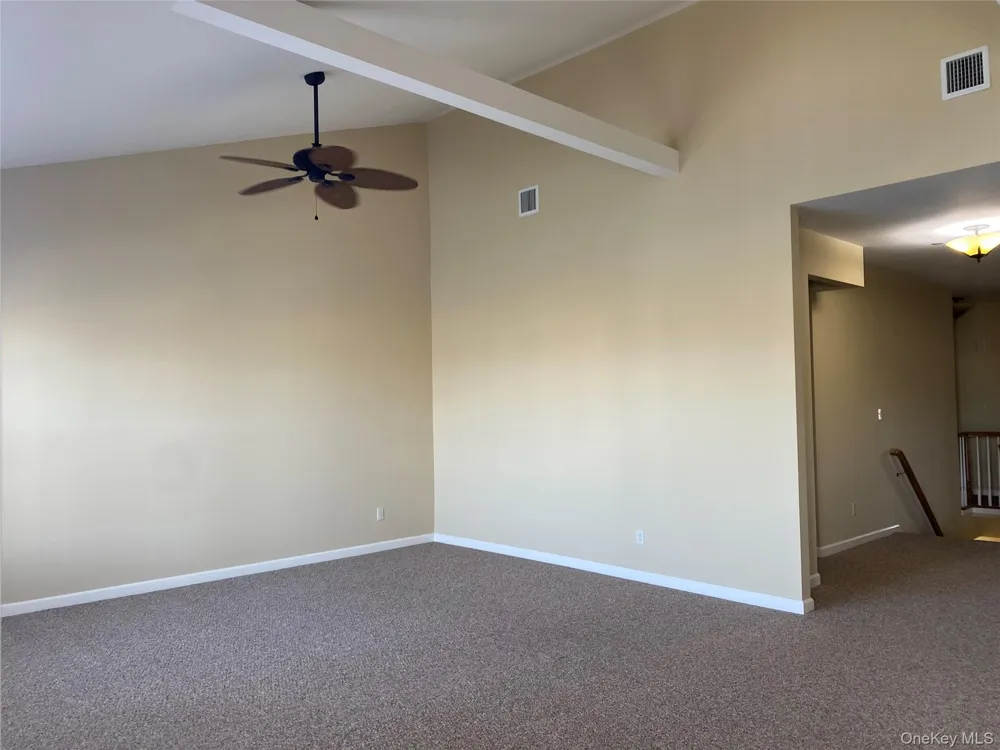 3 Nicole Copiague, NY 11726
