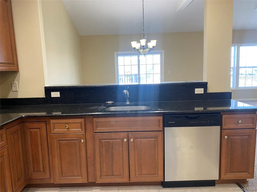 3 Nicole Copiague, NY 11726