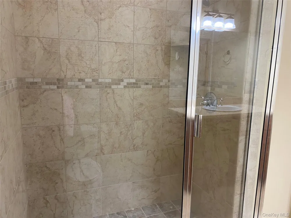 3 Nicole Copiague, NY 11726