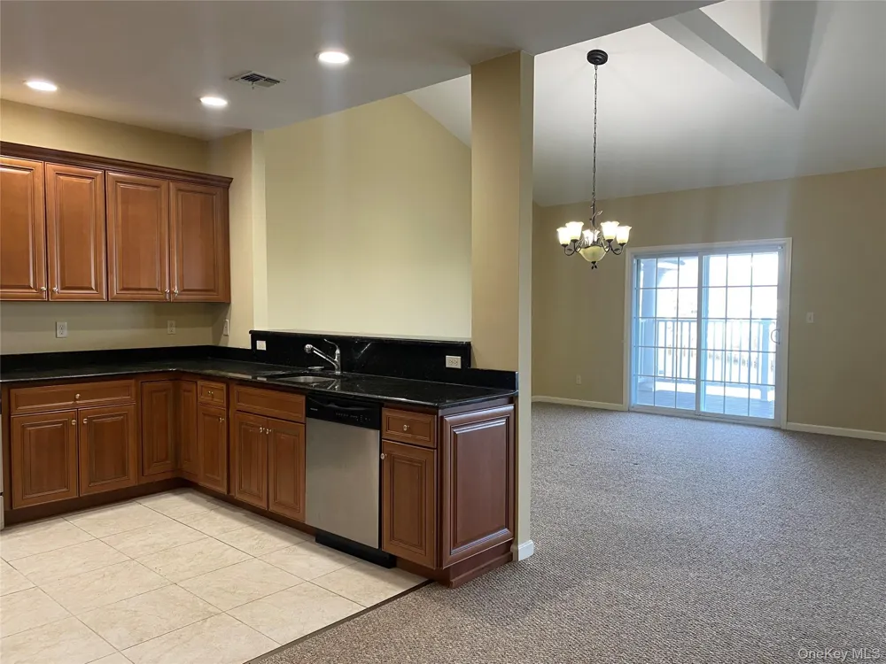 3 Nicole Copiague, NY 11726