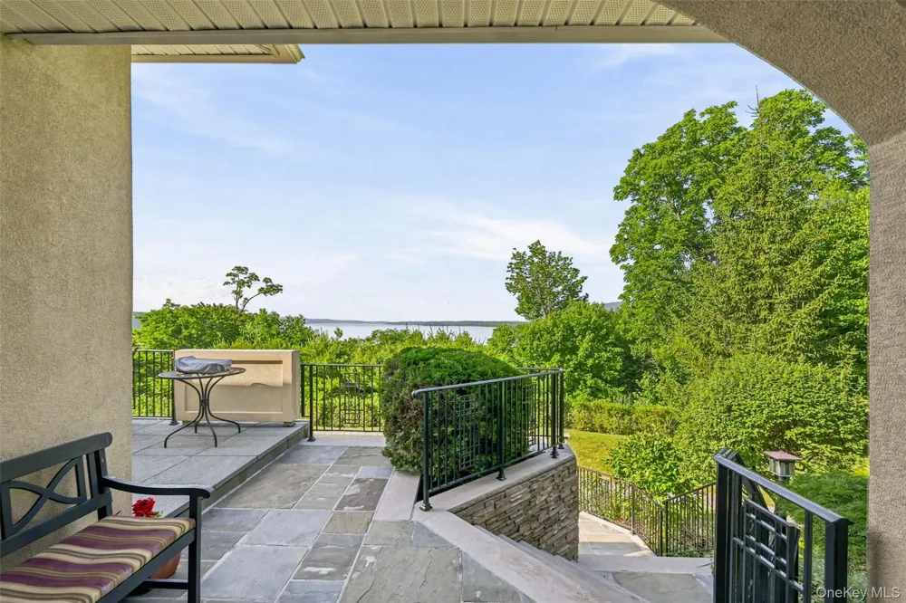 2 Half Moon Ridge Cornwall on Hudson, NY 12520