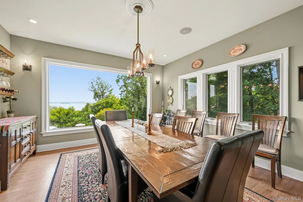 2 Half Moon Ridge Cornwall on Hudson, NY 12520