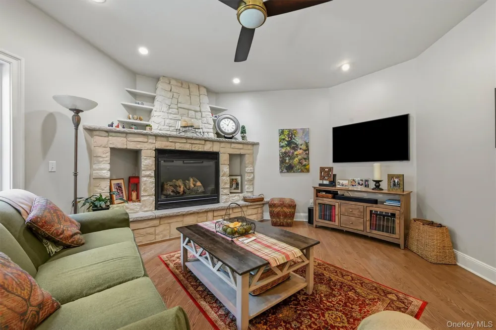 2 Half Moon Ridge Cornwall on Hudson, NY 12520