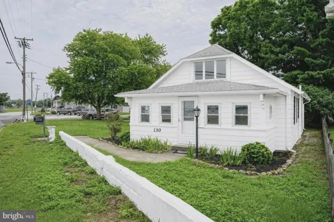 130 RIVIERA DRIVE