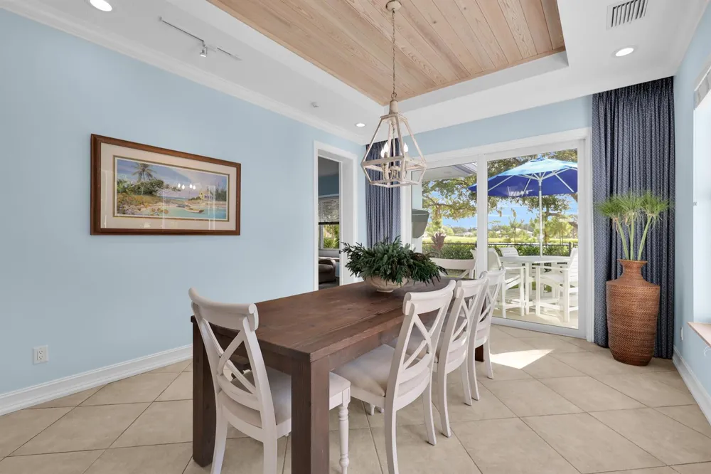 236 Fairway E Tequesta, FL 33469