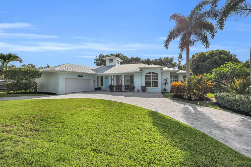 236 Fairway E Tequesta, FL 33469